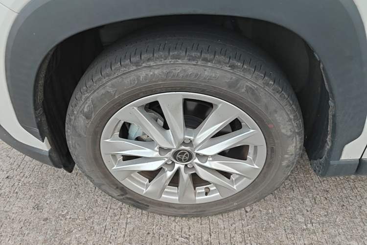 Used Toyota Corolla Cross 2022 2.0L Luxury Edition Left Front Wheel Hub