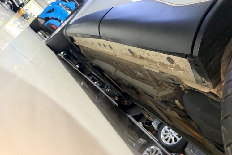 Used Toyota Corolla Cross 2022 2.0L Elite Edition Left Side Sill