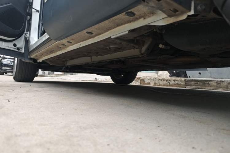Used Toyota Corolla Cross 2022 2.0L Luxury Edition Left Side Sill