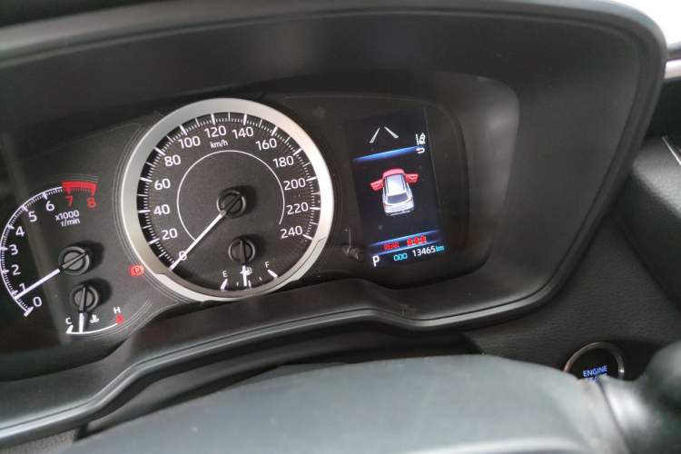 Used Toyota Corolla Cross 2022 2.0L Elite Edition Odometer Close Up
