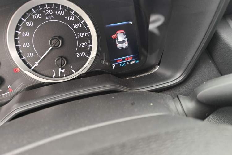 Used Toyota Corolla Cross 2022 2.0L Pioneer Edition Odometer Close Up