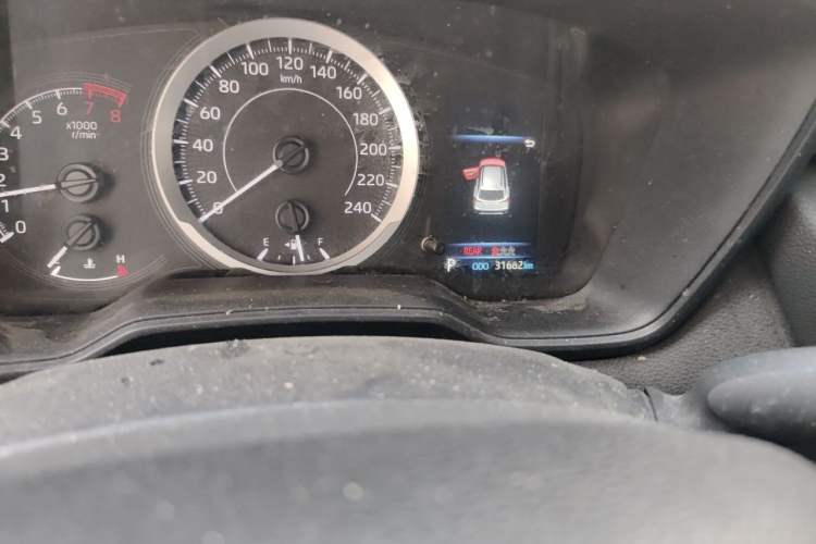 Used Toyota Corolla Cross 2022 2.0L Pioneer Edition Odometer Close Up