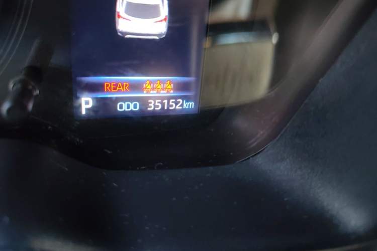 Used Toyota Corolla Cross 2022 2.0L Pioneer Edition Odometer Close Up