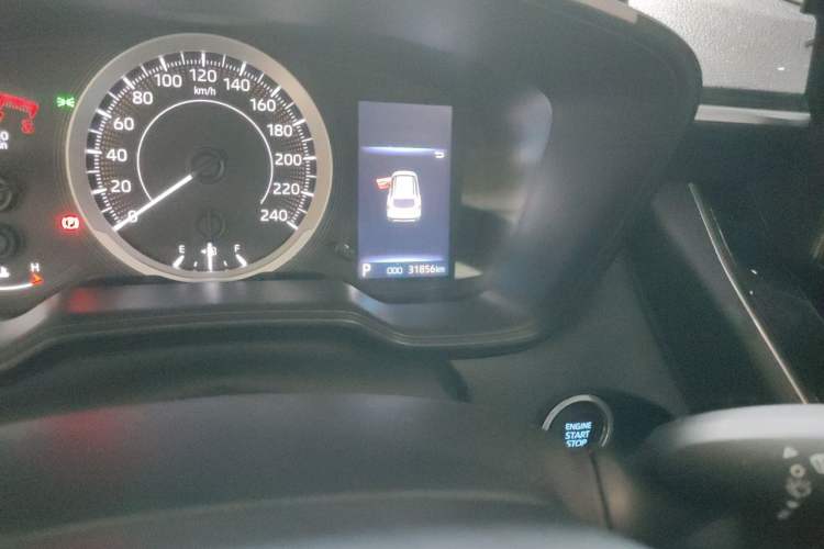 Used Toyota Corolla Cross 2022 2.0L Elite Edition Odometer Close Up