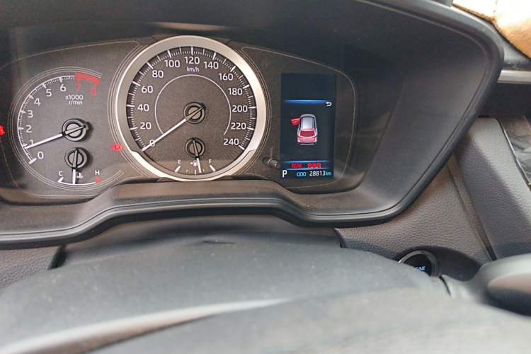 Used Toyota Corolla Cross 2022 2.0L Elite Edition Odometer Close Up