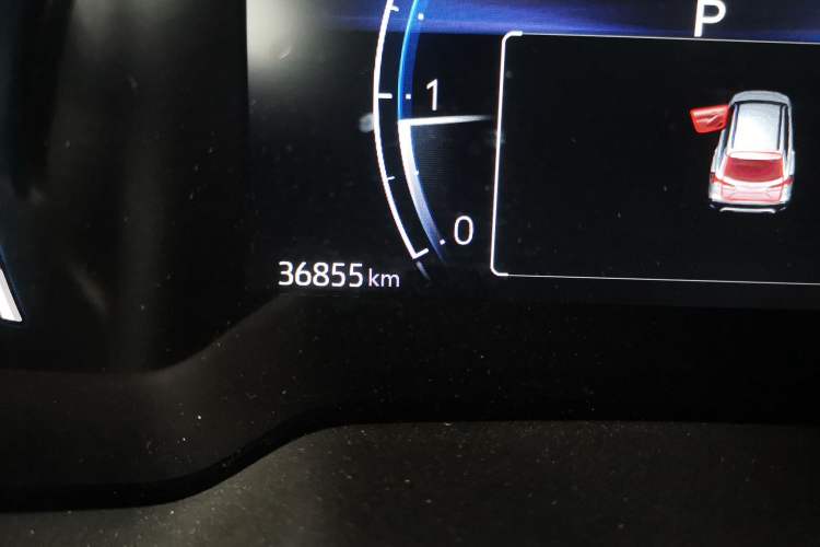 Used Toyota Corolla Cross 2022 2.0L Elite Edition Odometer Close Up