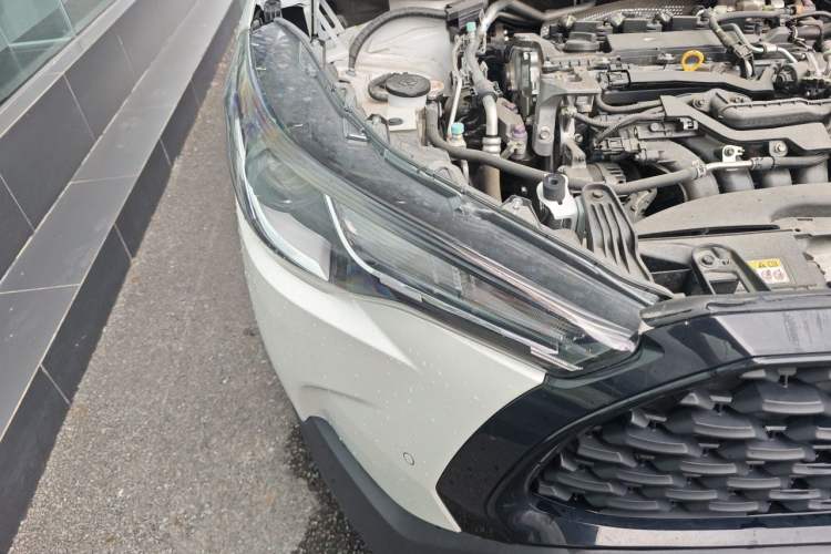 Used Toyota Corolla Cross 2022 2.0L Elite Edition Right Front Headlight