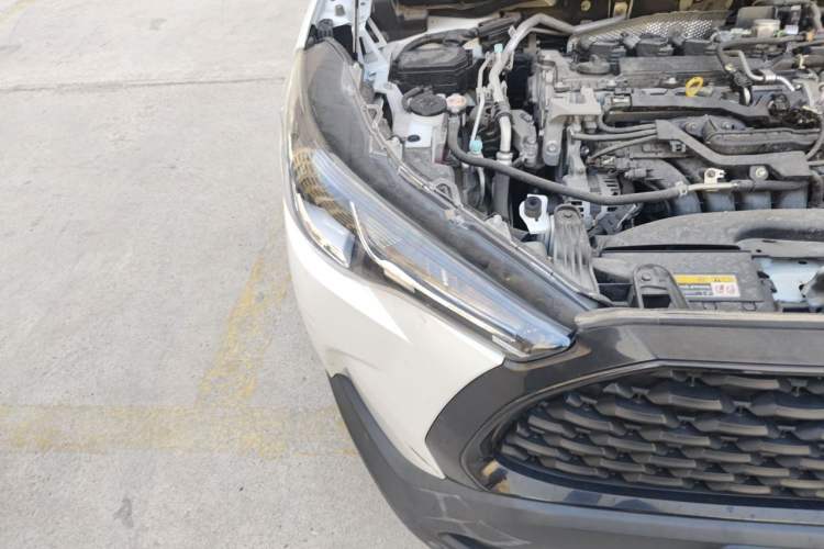 Used Toyota Corolla Cross 2022 2.0L Pioneer Edition Right Front Headlight