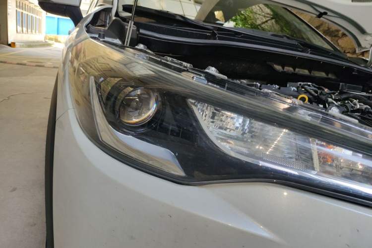 Used Toyota Corolla Cross 2022 2.0L Elite Edition Right Front Headlight