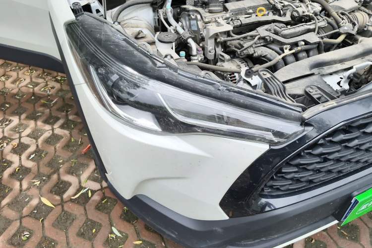 Used Toyota Corolla Cross 2022 2.0L Elite Edition Right Front Headlight