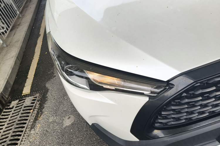Used Toyota Corolla Cross 2022 2.0L Pioneer Edition Right Front Headlight