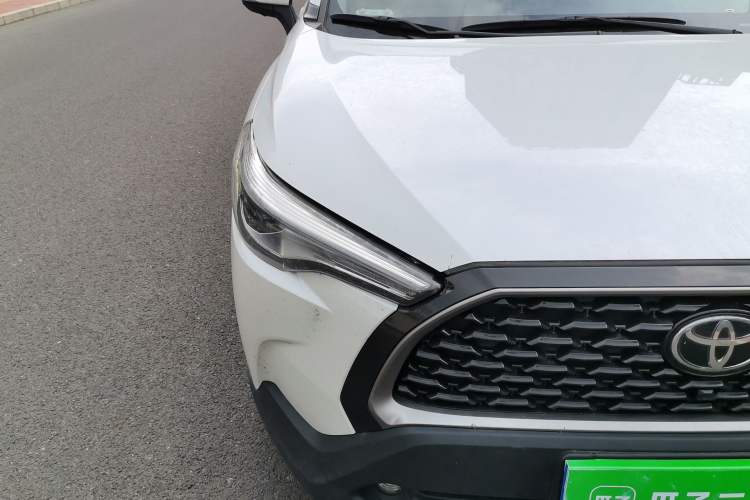 Used Toyota Corolla Cross 2022 2.0L Deluxe Edition Right Front Headlight