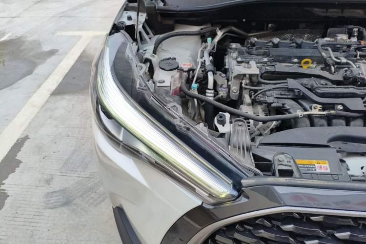 Used Toyota Corolla Cross 2022 2.0L Deluxe Edition Right Front Headlight