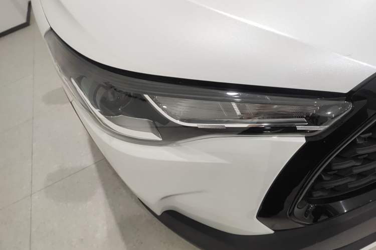 Used Toyota Corolla Cross 2022 2.0L Pioneer Edition Right Front Headlight