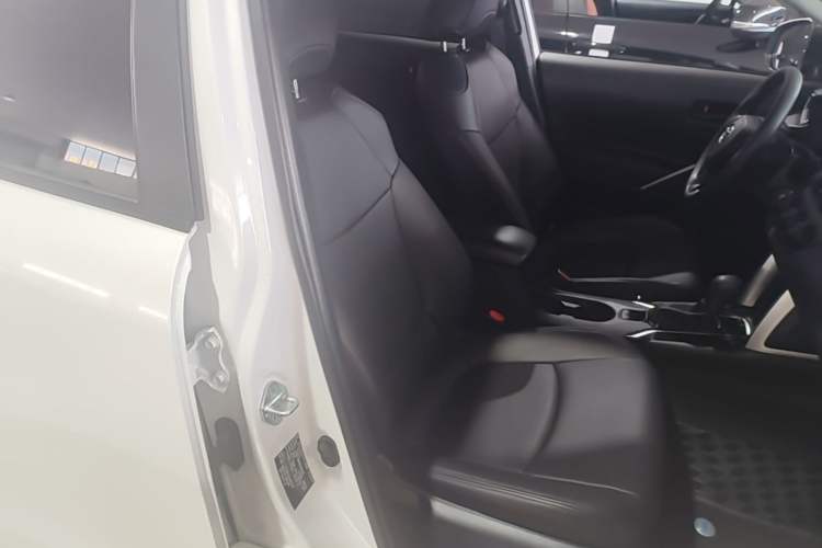 Used Toyota Corolla Cross 2022 2.0L Pioneer Edition Right Front Seat