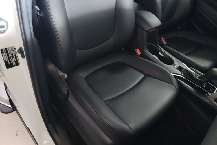 Used Toyota Corolla Cross 2022 2.0L Pioneer Edition Right Front Seat
