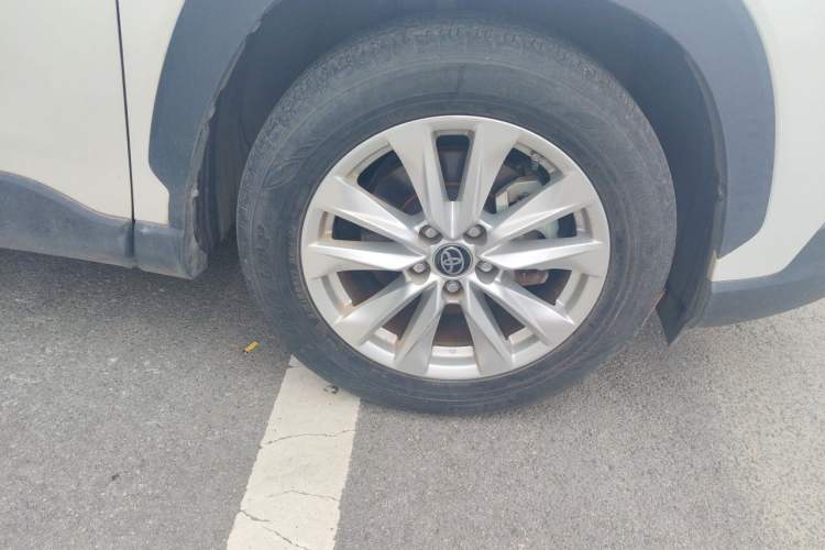 Used Toyota Corolla Cross 2022 2.0L Elite Edition Right Front Wheel Hub