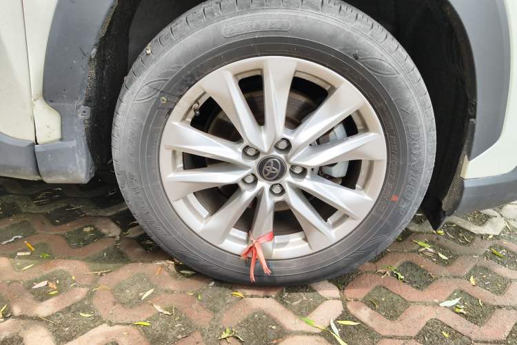 Used Toyota Corolla Cross 2022 2.0L Elite Edition Right Front Wheel Hub