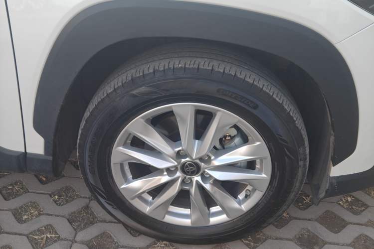 Used Toyota Corolla Cross 2022 2.0L Deluxe Edition Right Front Wheel Hub