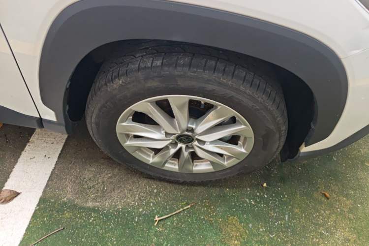 Used Toyota Corolla Cross 2022 2.0L Elite Edition Right Front Wheel Hub