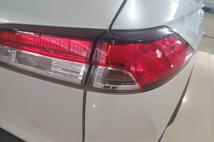Used Toyota Corolla Cross 2022 2.0L Pioneer Edition Right Rear Taillight