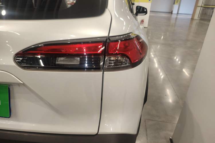 Used Toyota Corolla Cross 2022 2.0L Luxury Edition Right Rear Taillight