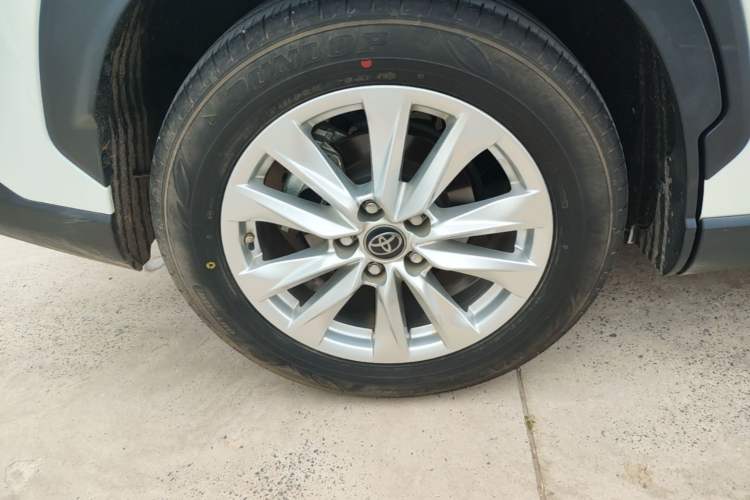 Used Toyota Corolla Cross 2022 2.0L Pioneer Edition Right Rear Wheel Hub