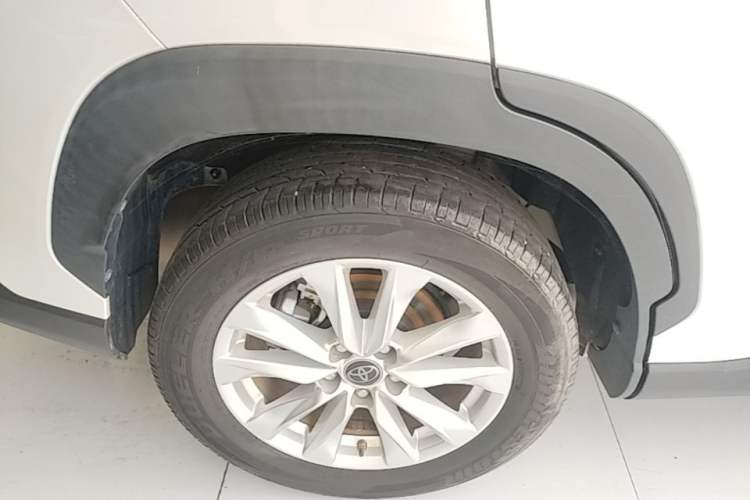 Used Toyota Corolla Cross 2022 2.0L Elite Edition Right Rear Wheel Hub