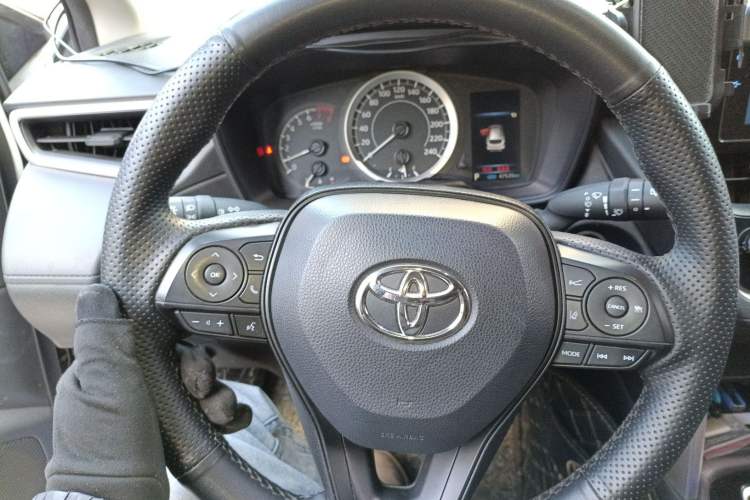 Used Toyota Corolla Cross 2022 2.0L Elite Edition Steering Wheel