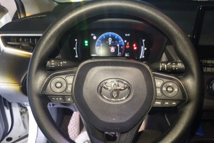 Used Toyota Corolla Cross 2022 2.0L Pioneer Edition Steering Wheel