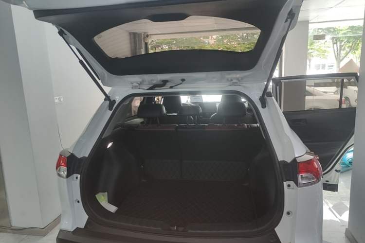 Used Toyota Corolla Cross 2022 2.0L Elite Edition Trunk