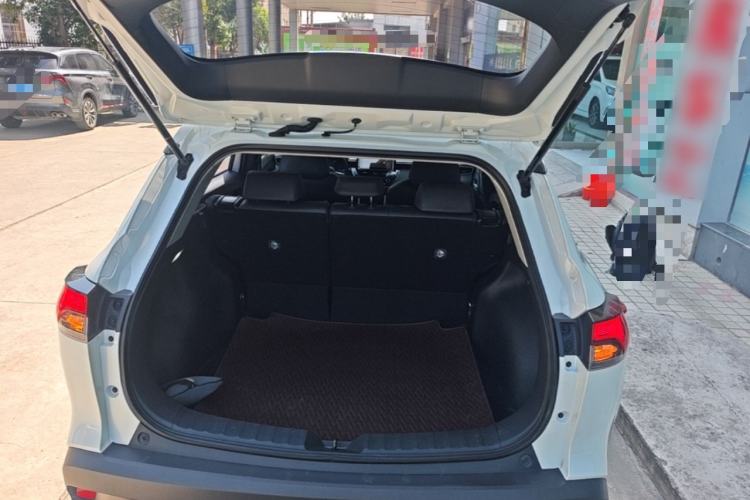 Used Toyota Corolla Cross 2022 2.0L Luxury Edition Trunk