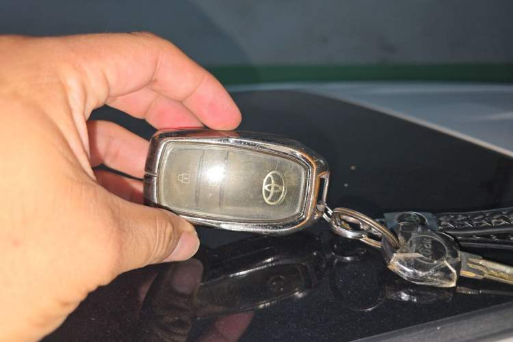Used Toyota Corolla Cross 2022 2.0L Luxury Edition Vehicle Key