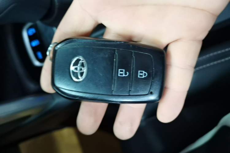 Used Toyota Corolla Cross 2022 2.0L Elite Edition Vehicle Key