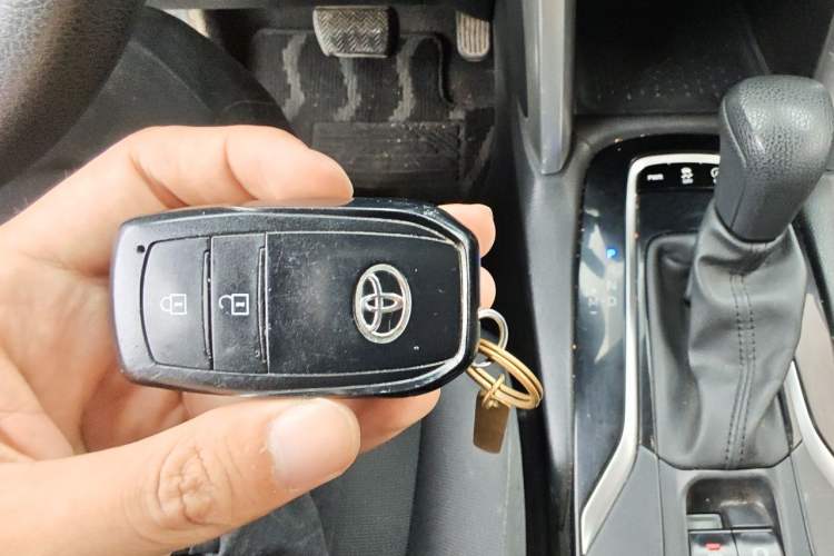 Used Toyota Corolla Cross 2022 2.0L Elite Edition Vehicle Key