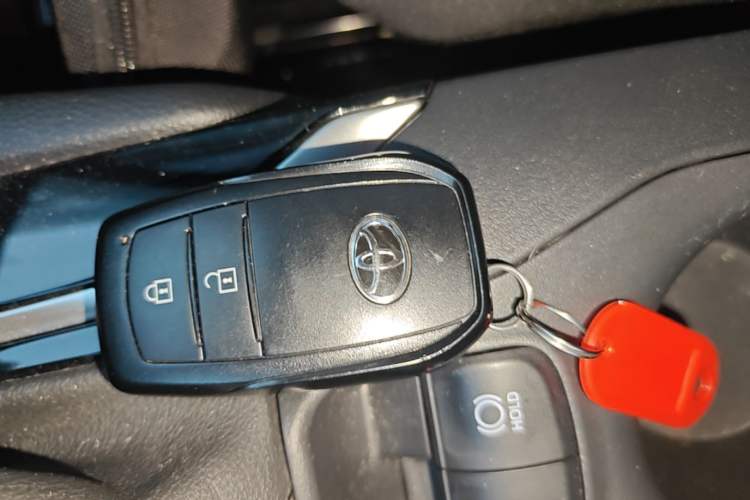 Used Toyota Corolla Cross 2022 2.0L Luxury Edition Vehicle Key