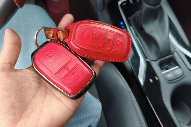 Used Toyota Corolla Cross 2022 2.0L Deluxe Edition Vehicle Key