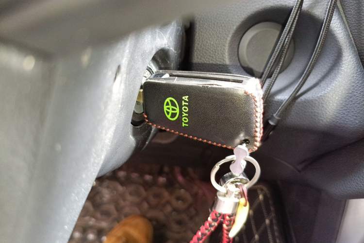 Used Toyota Corolla Cross 2022 2.0L Pioneer Edition Vehicle Key