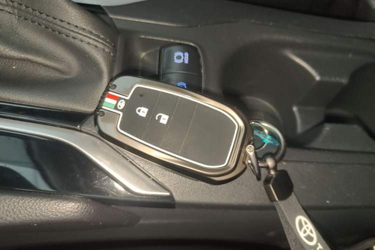 Used Toyota Corolla Cross 2022 2.0L Elite Edition Vehicle Key