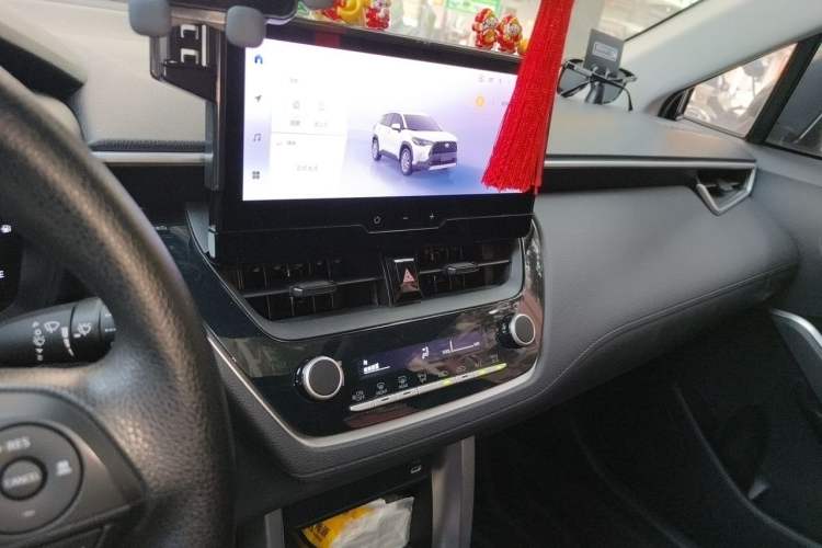 Used Toyota Corolla Cross 2023 2.0L Elite Edition Audio And AC Panel