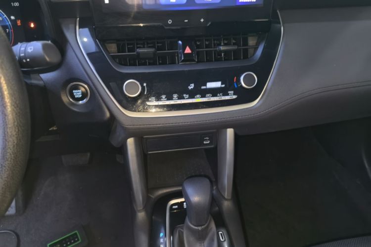 Used Toyota Corolla Cross 2023 2.0L Elite Edition Audio And AC Panel
