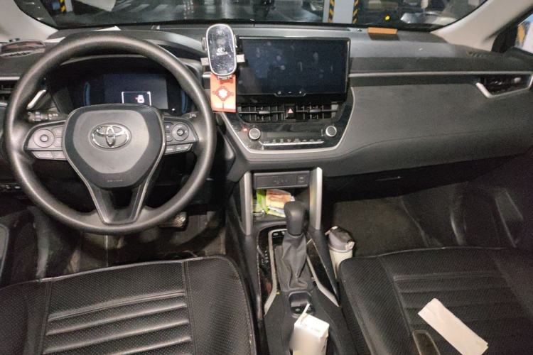 Used Toyota Corolla Cross 2023 Dual-Motor 2.0L Pioneer Edition Center Console