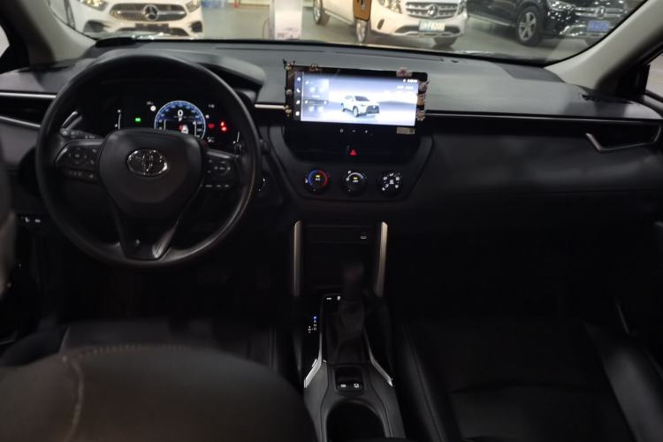 Used Toyota Corolla Cross 2023 2.0L Pioneer Edition Center Console