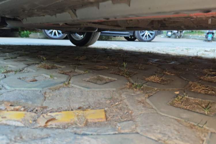 Used Toyota Corolla Cross 2023 Dual-Motor 2.0L Pioneer Edition Chassis Front Right