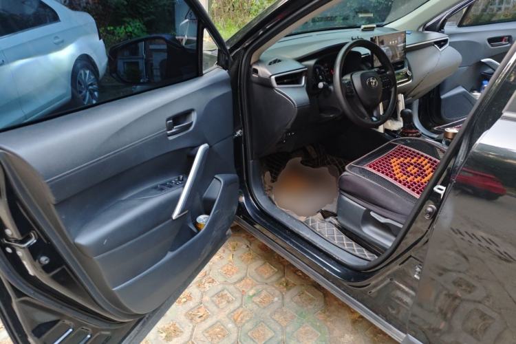 Used Toyota Corolla Cross 2023 Dual-Motor 2.0L Pioneer Edition Driver Seat