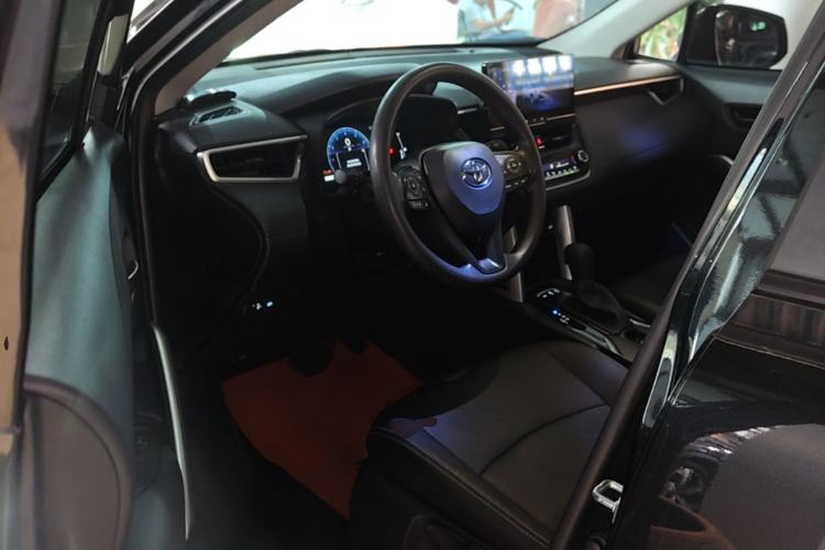 Used Toyota Corolla Cross 2023 2.0L Elite Edition Driver Seat