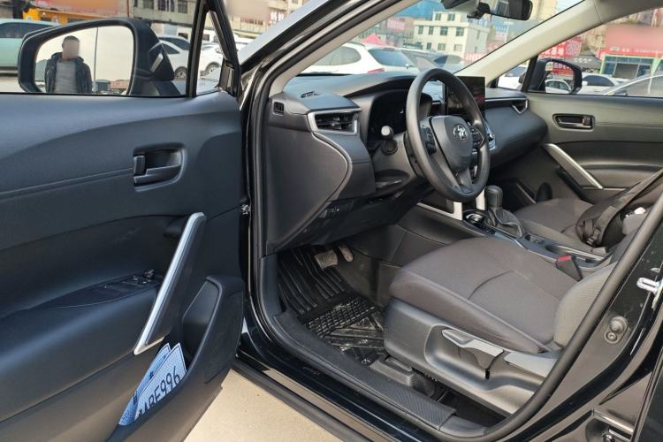 Used Toyota Corolla Cross 2023 2.0L Elite Edition Driver Seat