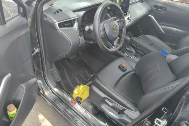 Used Toyota Corolla Cross 2023 2.0L Elite Edition Driver Seat