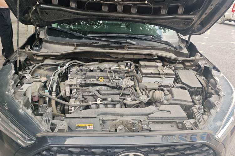 Used Toyota Corolla Cross 2023 2.0L Elite Edition Engine Bay