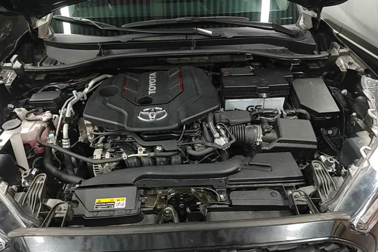 Used Toyota Corolla Cross 2023 2.0L Pioneer Edition Engine Bay
